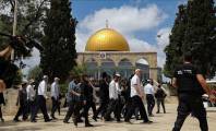 المسجد الأقصى: المستوطنون يقتحمون وكاميرات مراقبة جديدة تلاحق الفلسطينيين
