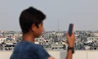  الاحتلال يستهدف المدنيين الفلسطينيين خلال محاولتهم التقاط الاتصالات والإنترنت 