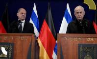 ألمانيا تصرّ على المشاركة في مذبحة الفلسطينيين وتقمع الأصوات المعارضة 