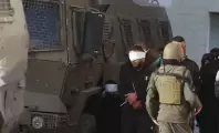 اقتحامات واعتقالات بالضفة: الاحتلال يعتدي على نساء وأطفال 