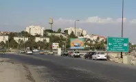 المستوطنون يقتحمون الأقصى وحماس تحذر من "شارع السيادة" الذي يستهدف المقدسيين 