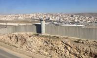 Qalandia_checkpoint_-_panoramio_(535)