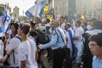 2021-05-10t154057z_1620661250_dpaf210510x90x019517_rtrfipp_4_people-conflict-unrest-history-customsandtraditions-1170x600