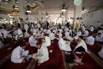 صور | 1471 حافظًا وحافظة يسردون القرآن الكريم في جلسة واحدة في غزة