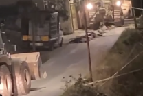 الاحتلال يقتحم جنين ويواصل تجريف شوارع المدينة