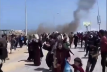 أعداد الشهداء ترتفع .. الاحتلال يستهدف النازحين خلال محاولتهم العودة لغزة