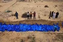حُفر إخفاء الإبادة .. المقابر الجماعية من مجزرة الطنطورة إلى حرب غزة 
