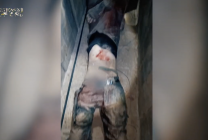 بعد رفع القسام عدد الأسرى.. فيديو يُظهر سحب جندي إسرائيلي داخل نفق بغزة