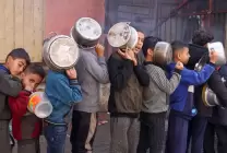 الحرب على غزة: كيف تعيد "إسرائيل" استخدام أساليب التجويع النازية؟