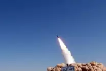 صاروخ يمني فرط صوتي يستهدف مطار اللد ويشل الحركة الجوية