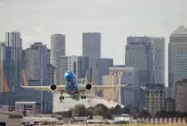 586699