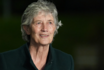 3cc8be8ef12d959e867cd3ebf7cc4153