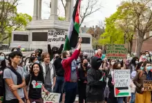 demonstrators-gather-cambridge-common-protest-103318670