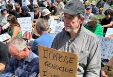 مستشار بريطاني سابق: اعتقلت بسبب دعم "فلسطين أكشن" ومعارضة إبادة غزة وهذا شرف 