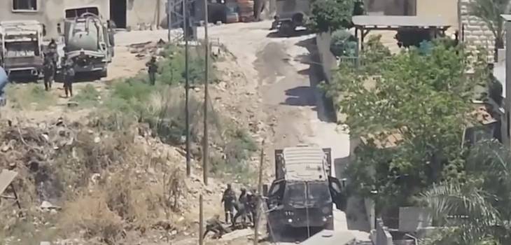 3 شهداء في طولكرم.. الاحتلال يطلق النار على فلسطينيين أثناء خروجهم من تحت ركام المنزل المدمر 