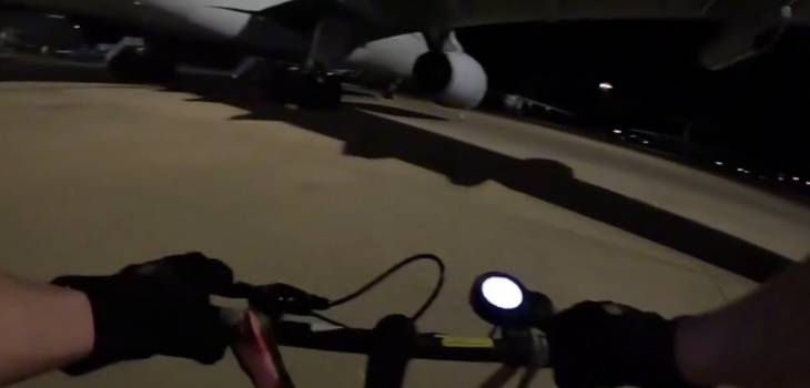 فيديو| نشطاء مؤيدون لفلسطين يخترقون قاعدة عسكرية بريطانية ويستهدفون طائرات تزود مقاتلات الاحتلال بالوقود