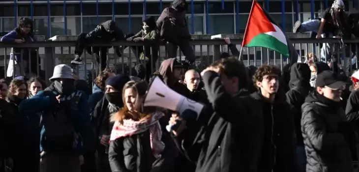 afp_6929dbadd3ac-1764350893