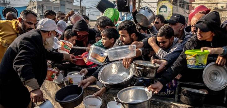 food-distribution-al-shaboura-camp-in-gaza-media