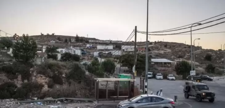 F120605NM81-635x3571