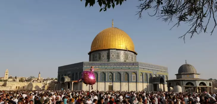 2021-07-20T050626Z_1596734795_RC25OO9HTBSB_RTRMADP_3_RELIGION-EID-PALESTINIANS-ALAQSA