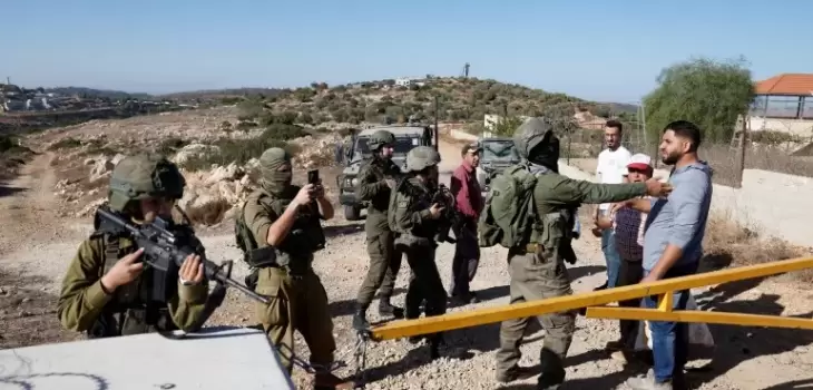 reuters_68fc9868-1761384552