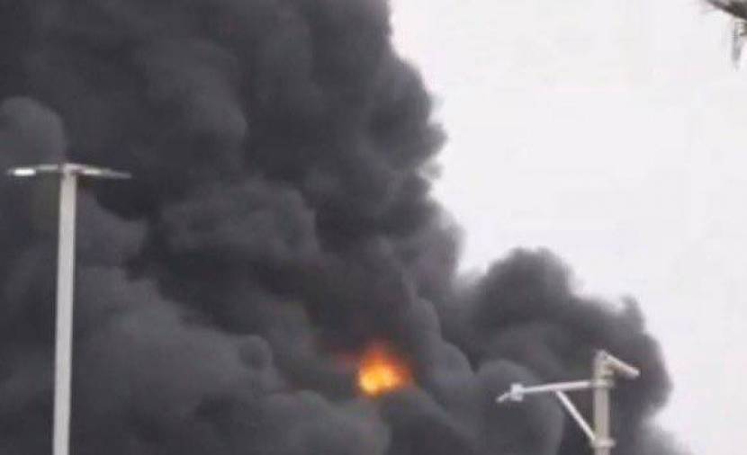 أضرار كبيرة.. إيران تضرب مصنعا للكيماويات جنوب فلسطين المحتلة