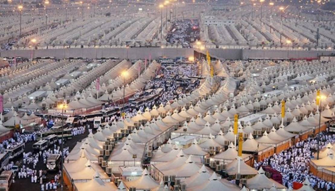 78-171227-saudi-pilgrimage-munaa-day-perfusion_700x400