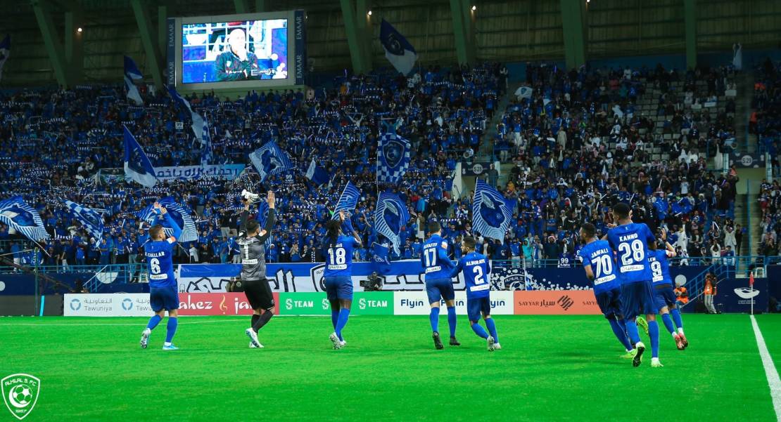 احتفال لاعبي الهلال بالفوز