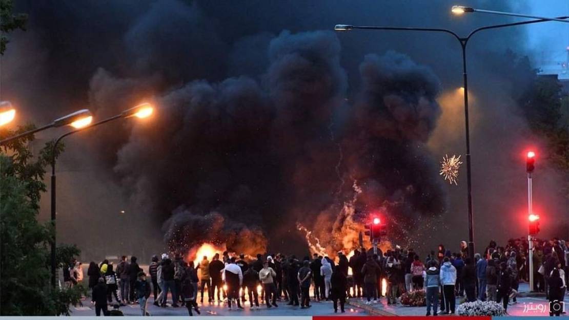 احتجاجات واسعة في مدينة مالمو السويدية تنديدا بإحراق يمينيون نسخة من القرآن الكريم 2.