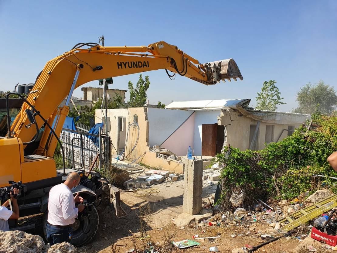 f090072a-b47e-42af-bdb8-21c0e551ccd1