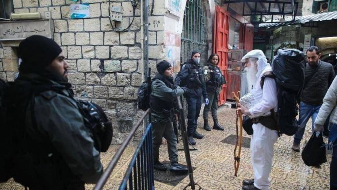 thumbs_b_c_99dc4859de7f2e0ca7117d059646f181