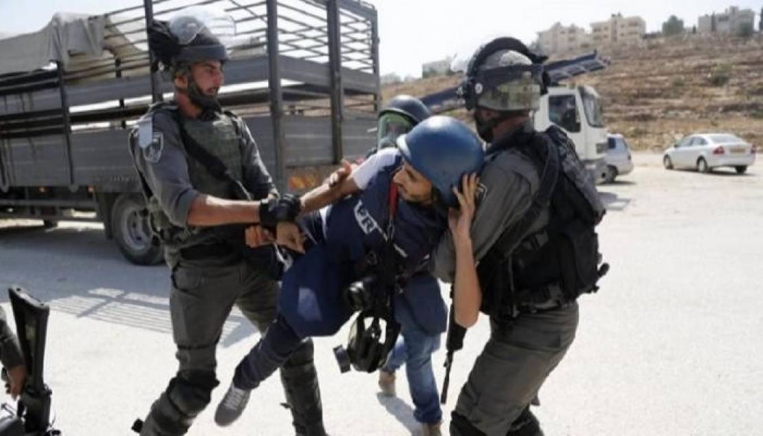 60-173321-palestinian-journalists-israeli-prisons_700x400