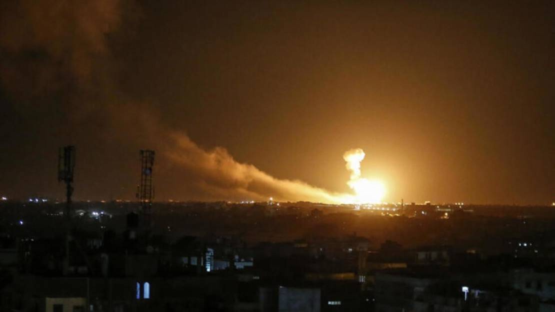 صحيفة عبرية: إسرائيل نفذت 25 هجومًا على سوريا منذ بداية العام