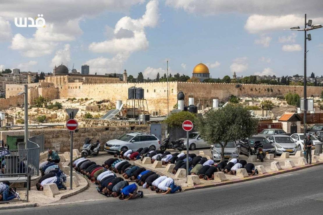 القدس المحتلة: منع الصلاة في الأقصى واعتداءات على المقدسيين واعتقالهم