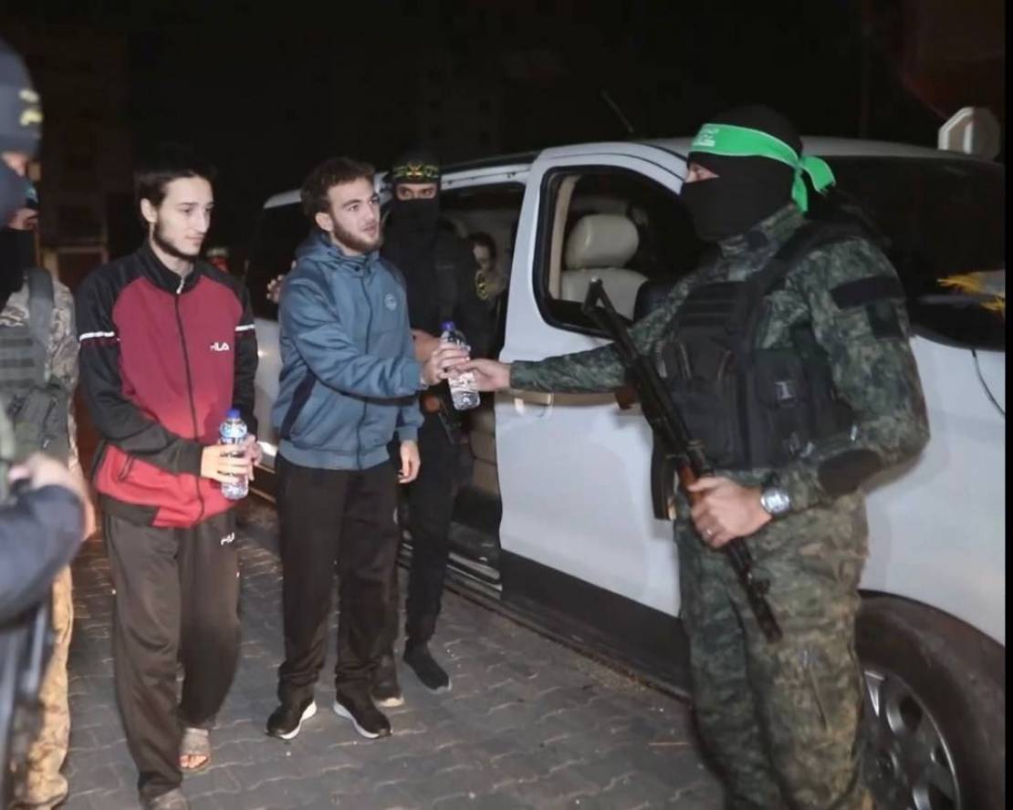 photo_2023-11-30_02-12-في الدقائق الأخيرة: تمديد الهدنة الإنسانية في غزة ليومٍ واحد