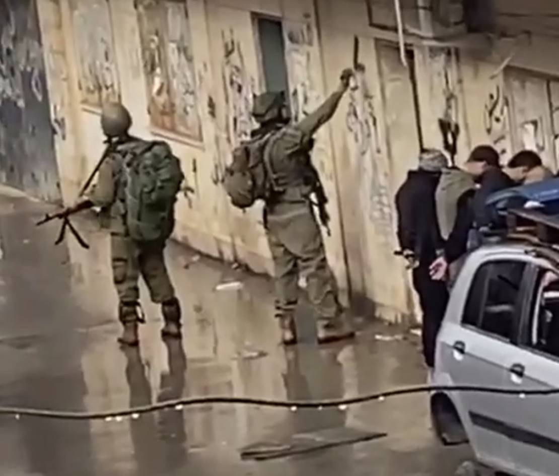 "خطاب أبو عبيدة عبّر مكبرات المساجد" ..إصابة 6 جنود في جنين 