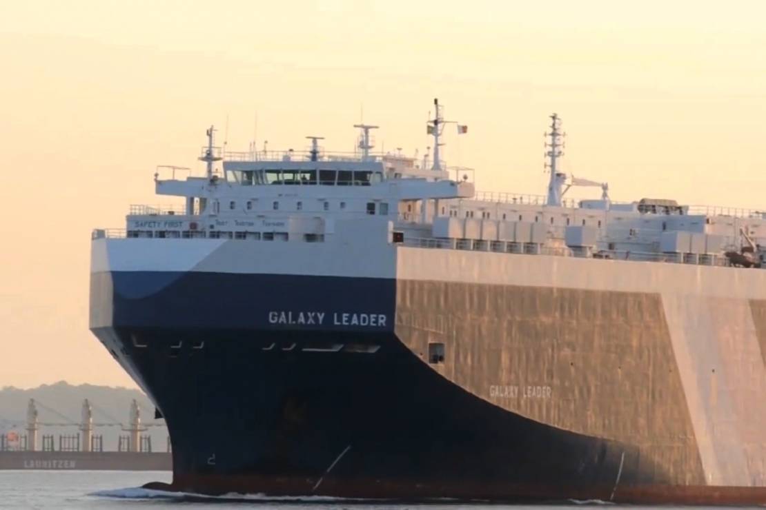 شركات تأمين عالمية توقف تغطيتها لسفن الاحتلال في البحر الأحمر