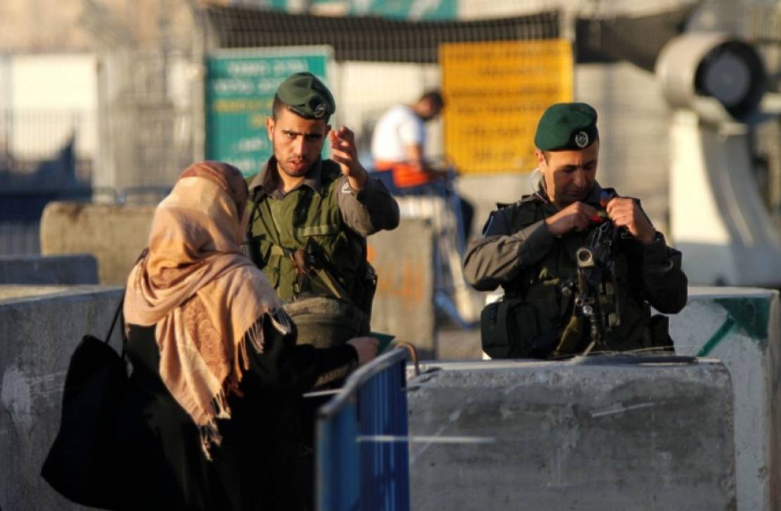 الاحتلال يعتقل شابة بعد الاعتداء عليها ويصعد من إجراءاته ضد "حملة هوية غزة" في الضفة  