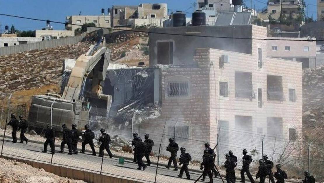 بضوء قضائي أخضر.. الاحتلال يصادر أرضًا و3 منازل جنوب القدس 