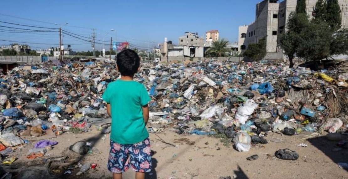 تحذيرات من كارثة بيئية وصحية في قطاع غزة