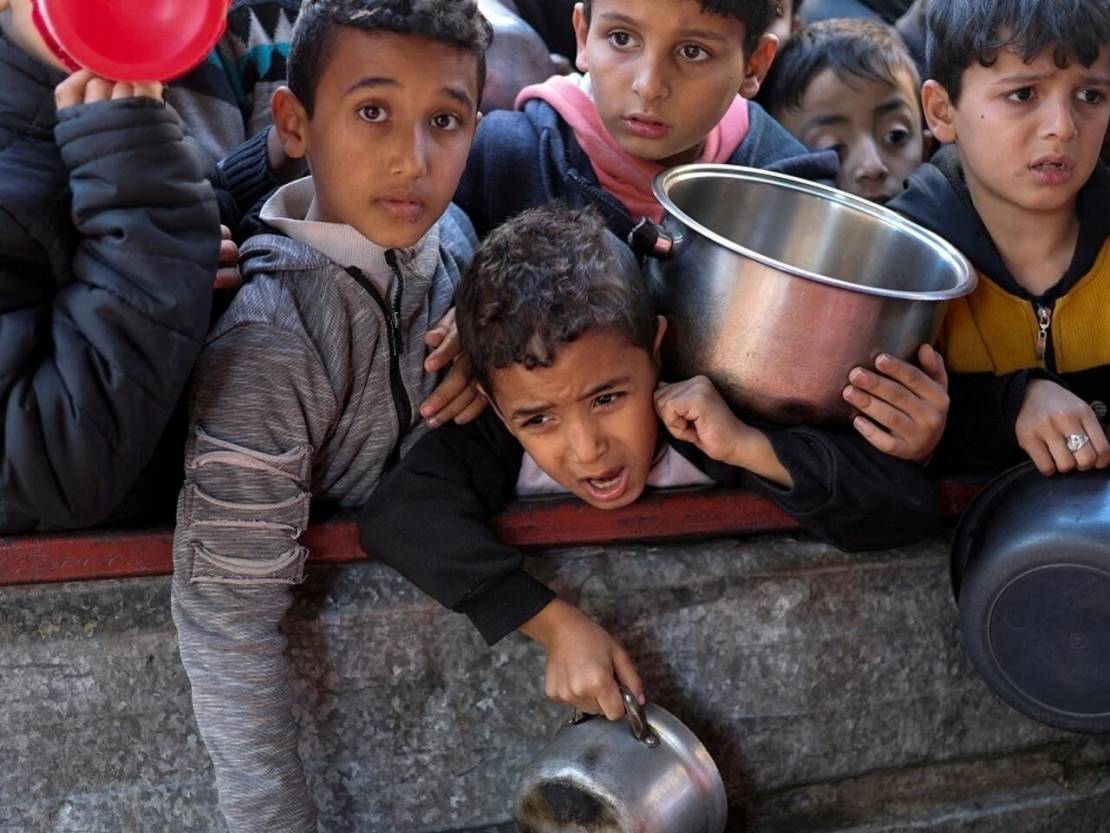 9 من كل 10 أطفال في غزة يطاردهم الجوع