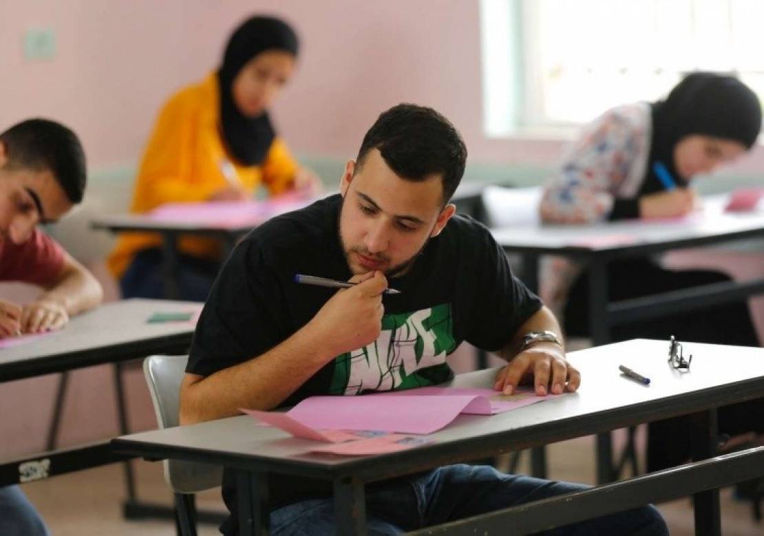 لأول مرة .. امتحانات الثانوية العامة تبدأ في فلسطين دون طلبة قطاع غزة 