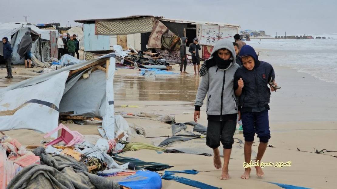 الجوع والشتاء والصواريخ .. غزة تدخل يومها الـ 417 من إبادة متواصلة