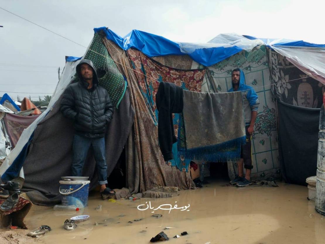 عشرات آلاف الفلسطينيين بغزة بلا مأوى وسط تهديد المخلفات الإسرائيلية 