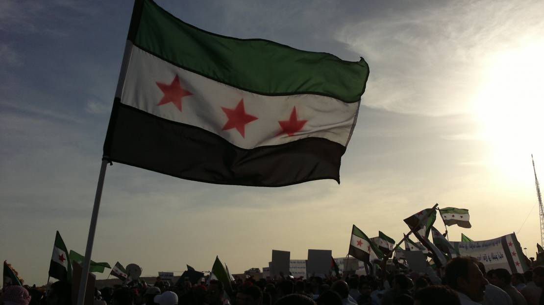 الإسلاميون وفنّ الخضوع الممكن.. في نقد السياسة بلا فرق