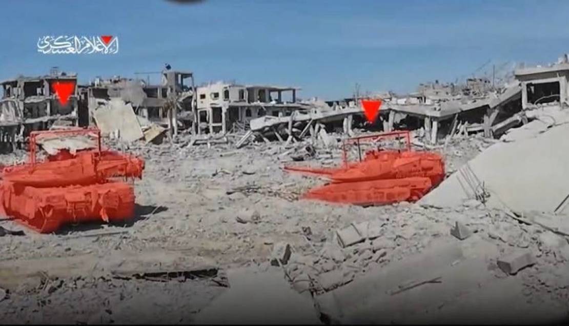 صراخ جنود ومقاوم يقتحم الدبابات بـ"عبوة العمل الفدائي".. مشاهد جديدة للقسام