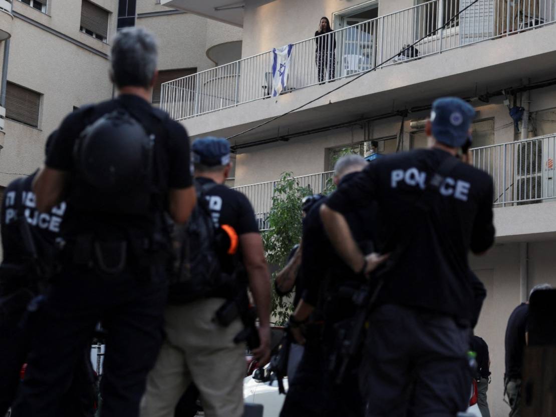 o6r7Ys7Tse_1730383480