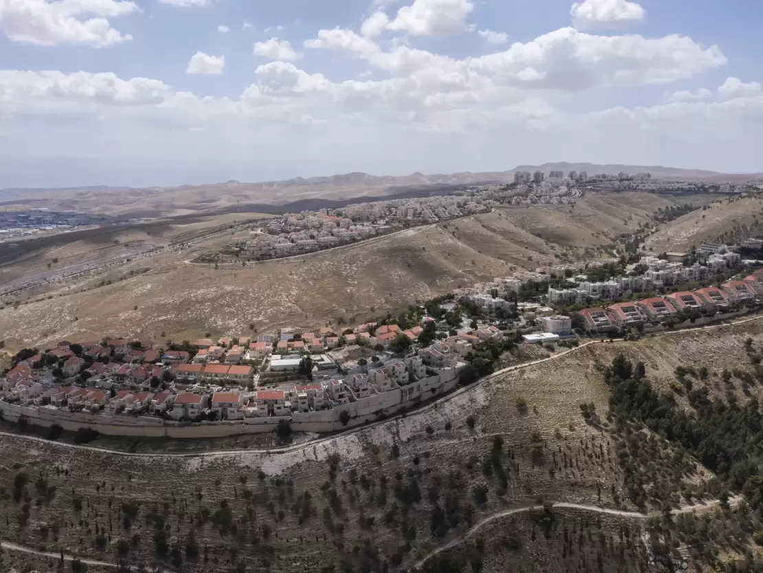 33EU79K-highres-1685228198