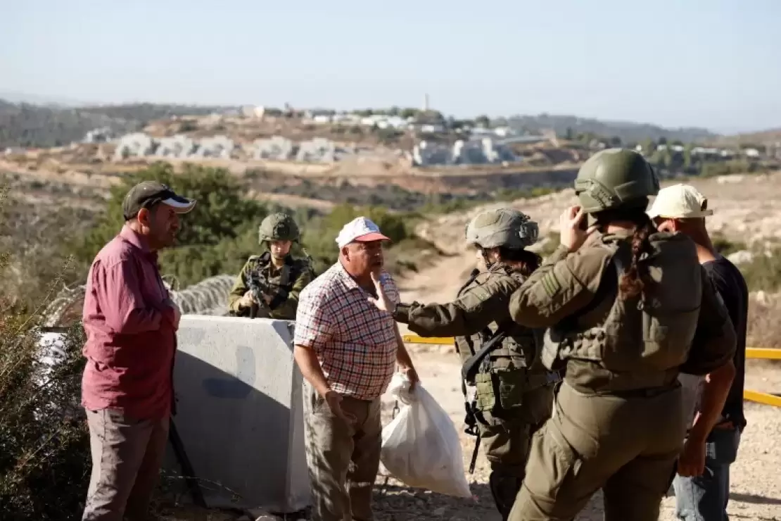 reuters_68fc9877-1761384567