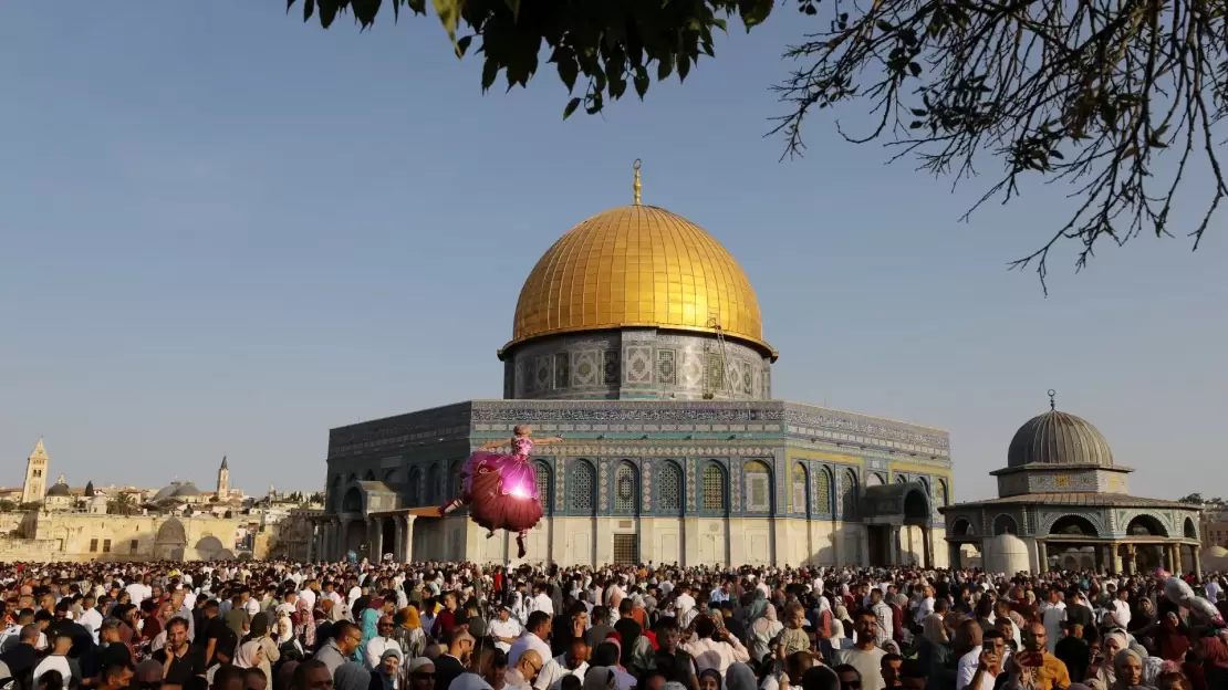 2021-07-20T050626Z_1596734795_RC25OO9HTBSB_RTRMADP_3_RELIGION-EID-PALESTINIANS-ALAQSA